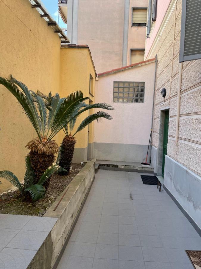 Appartamento Stella Marina In Pieno Centro Di Pietra Ligure Sulla Passeggiata E A Un Passo Dal Mare Εξωτερικό φωτογραφία