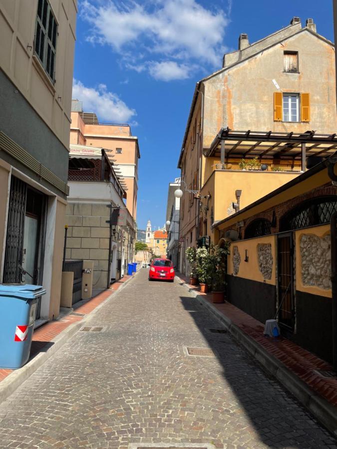 Appartamento Stella Marina In Pieno Centro Di Pietra Ligure Sulla Passeggiata E A Un Passo Dal Mare Εξωτερικό φωτογραφία